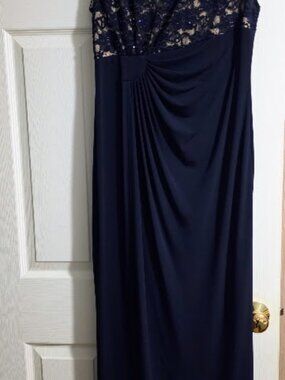Connected Apparel Navy Lace Illusion Bodice Evening Dress Size 12